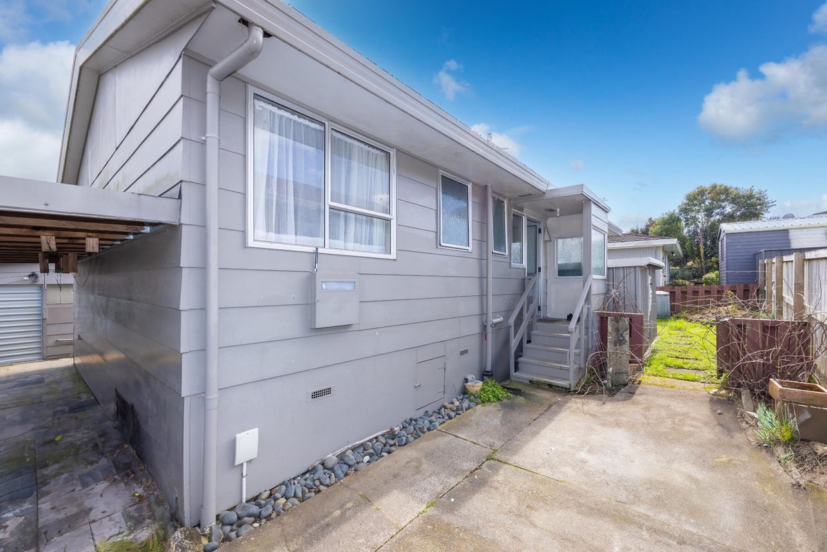 7B Thode Place, Nawton, Hamilton - Carousel 1