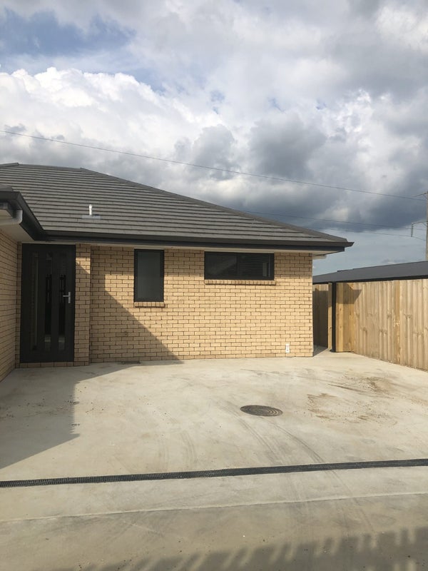 70 Pragma Rise, Huntington, Hamilton - Carousel 1