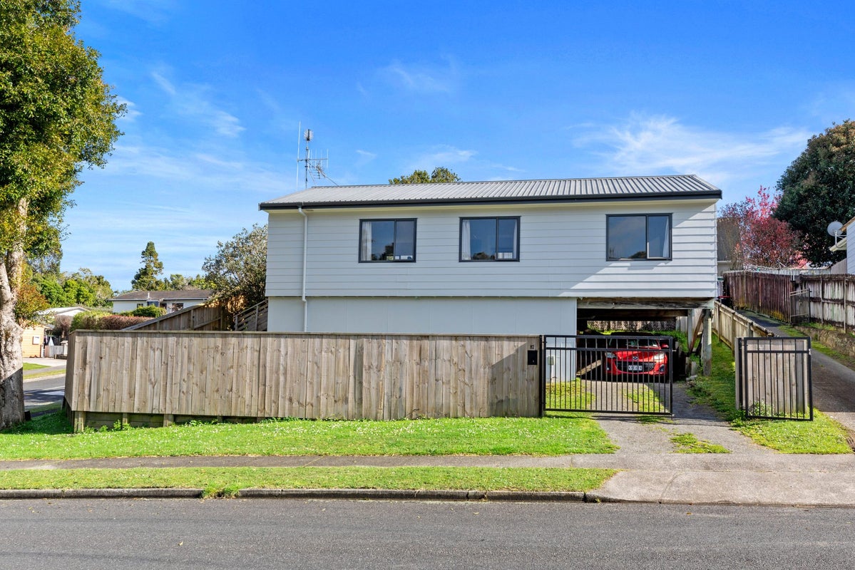 82 Meander Drive, Welcome Bay, Tauranga - Carousel 1