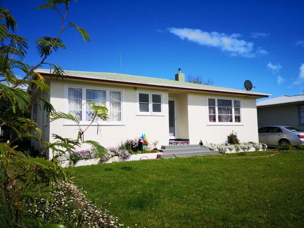47 Nottingham Avenue, Awapuni, Palmerston North - Carousel 1