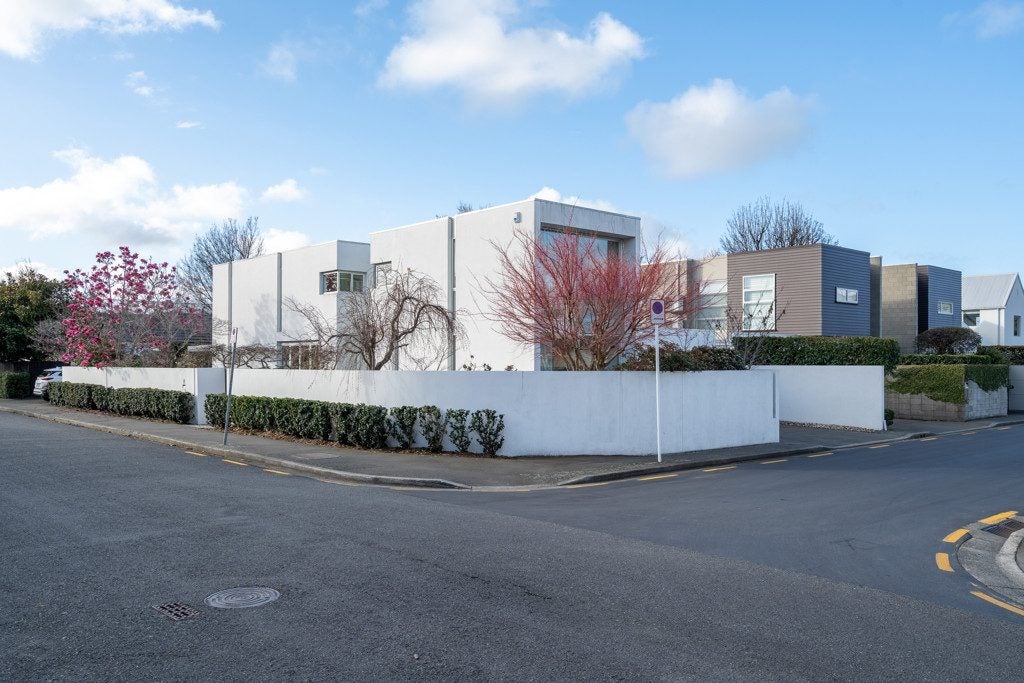 14 Stirling Street, Merivale, Christchurch - Carousel 1