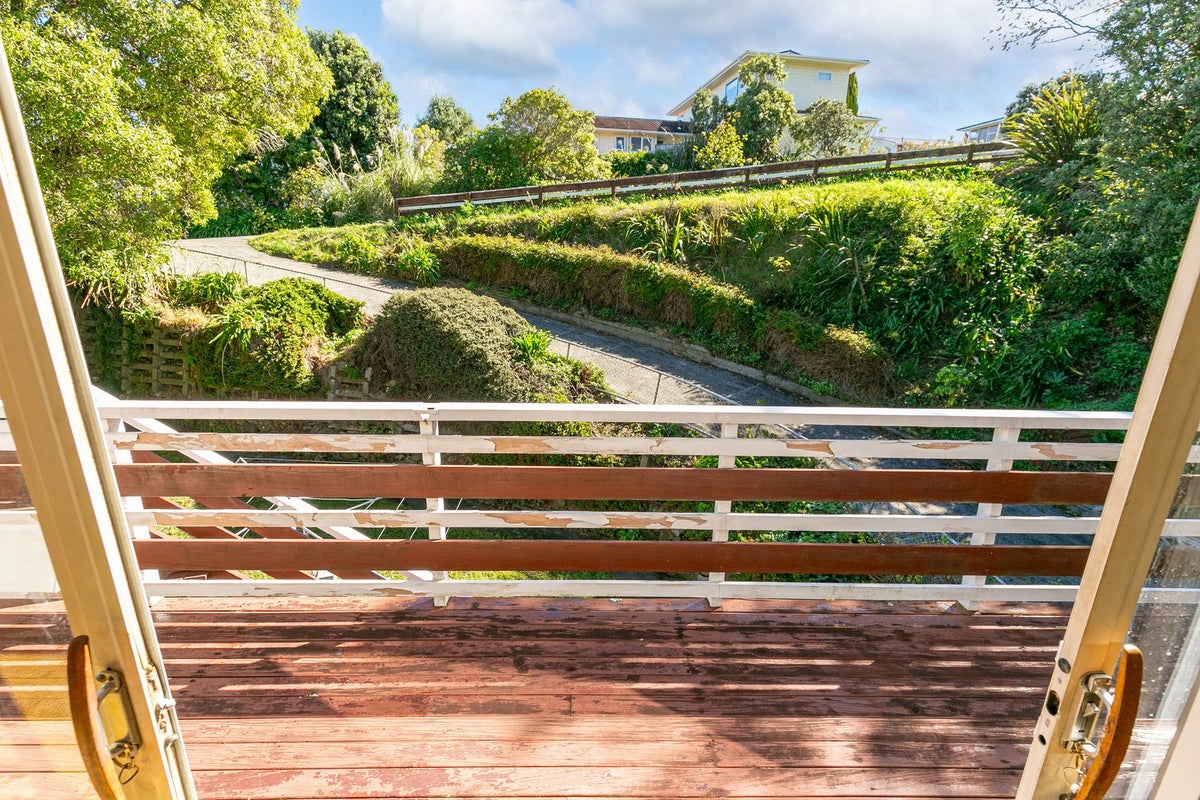 22 Wilberforce Street, Miramar, Wellington - Carousel 15