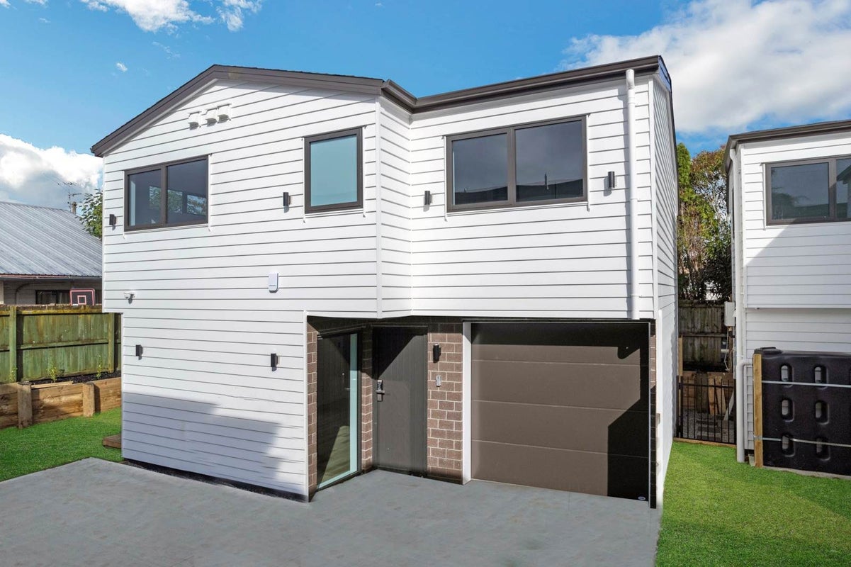 19 Woolfield Road, Papatoetoe, Auckland - Carousel 1