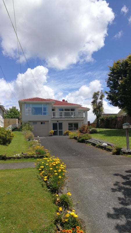 12 Boyd Avenue, Royal Oak, Auckland - Carousel 1