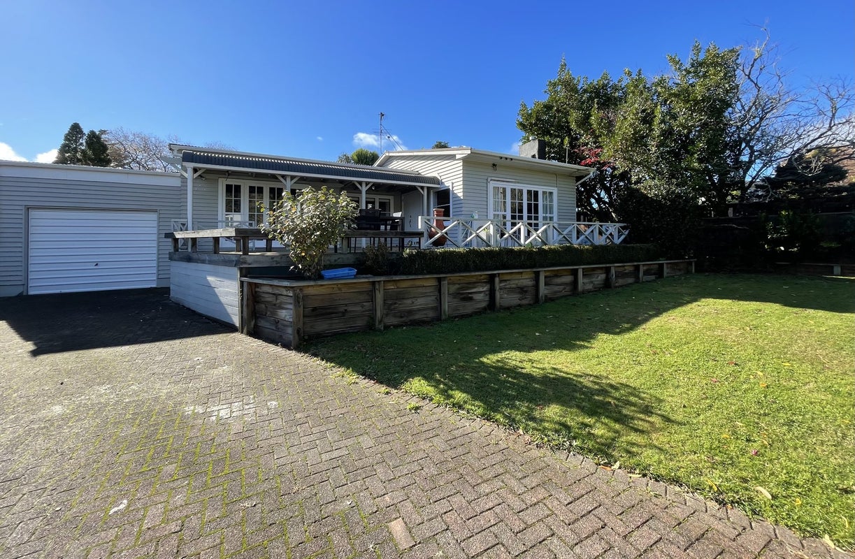 22A Lewis Road, Lynmore, Rotorua - Carousel 17