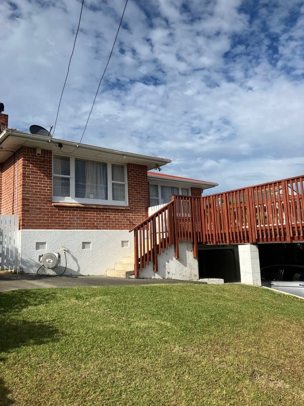 14 Kay Drive, Blockhouse Bay, Auckland - Carousel 1