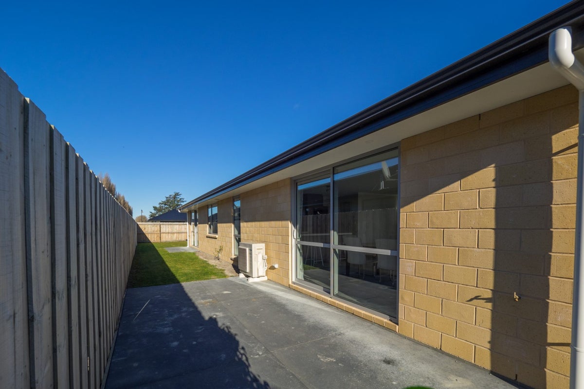 8 Avalon Grove, Netherby, Ashburton - Carousel 23