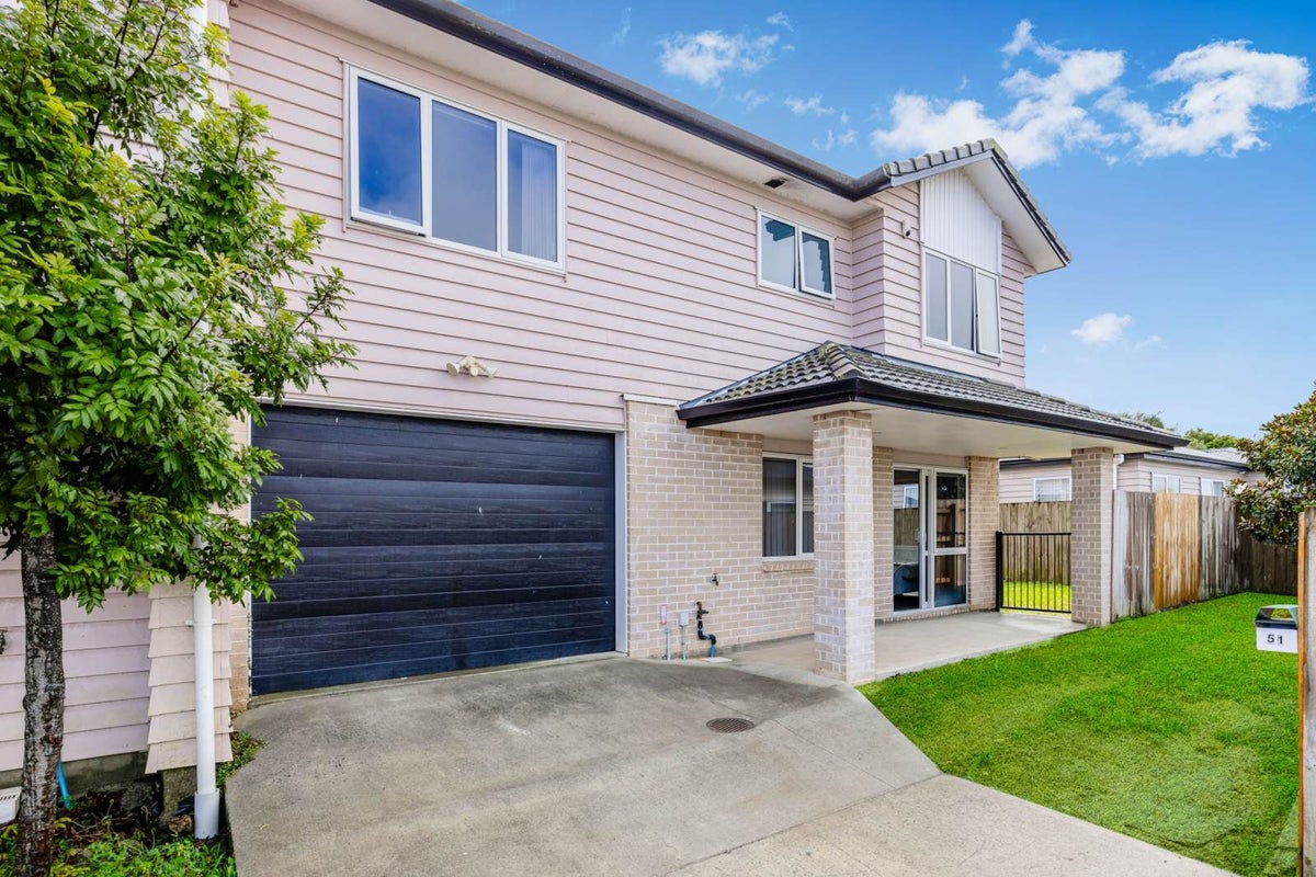51 Senator Drive, Manurewa, Auckland - Carousel 1