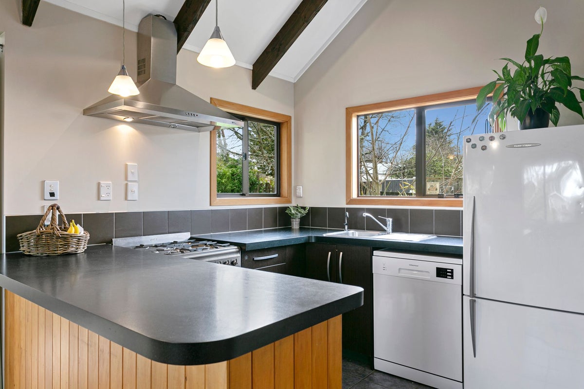 12 Marshall Avenue, Richmond Heights, Taupo - Carousel 2