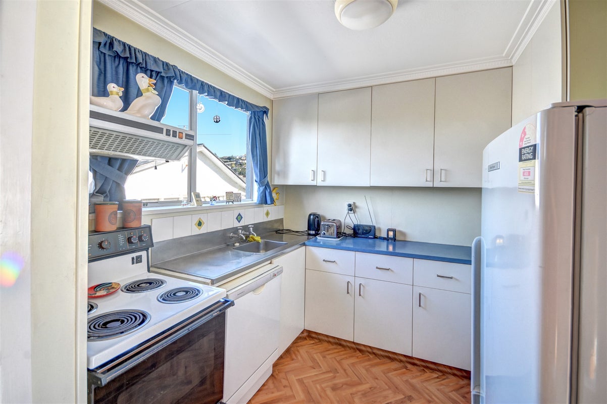 30 Josephine Street, Caversham, Dunedin - Carousel 2