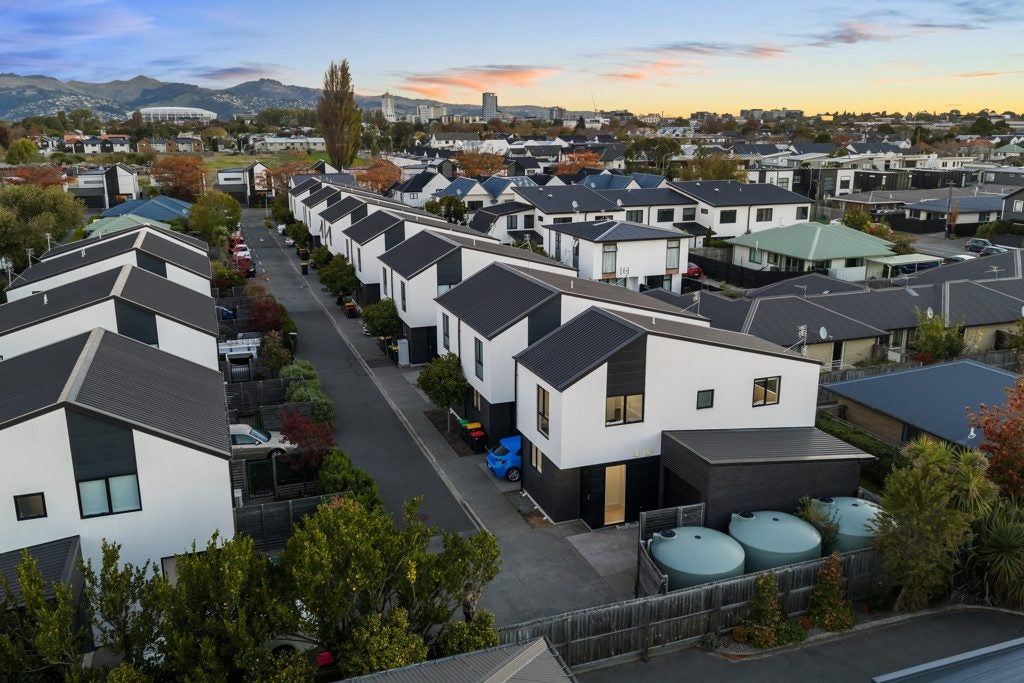 25 Verlamio Lane, Edgeware, Christchurch - Carousel 20