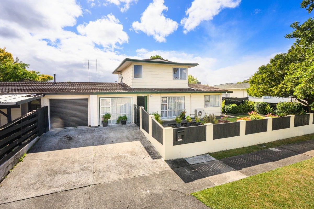 1A Dunk Place, Milson, Palmerston North - Carousel 2