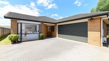 19 Shankill Place, East Tamaki, Auckland - Carousel 1