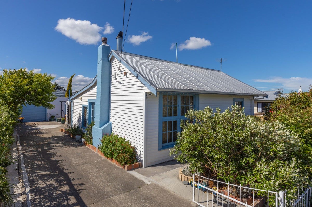 126 Cleghorn Street, Redwoodtown, Blenheim - Carousel 1