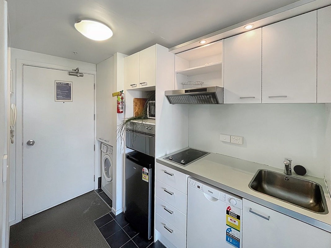 1504/96 Symonds Street, Grafton, Auckland - Carousel 2