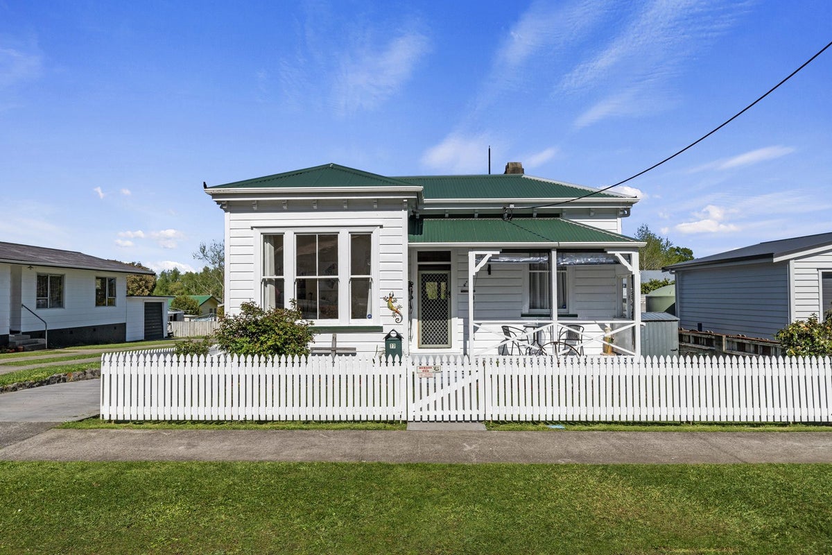 77 Whitaker Street, Te Aroha, Te Aroha - Carousel 1