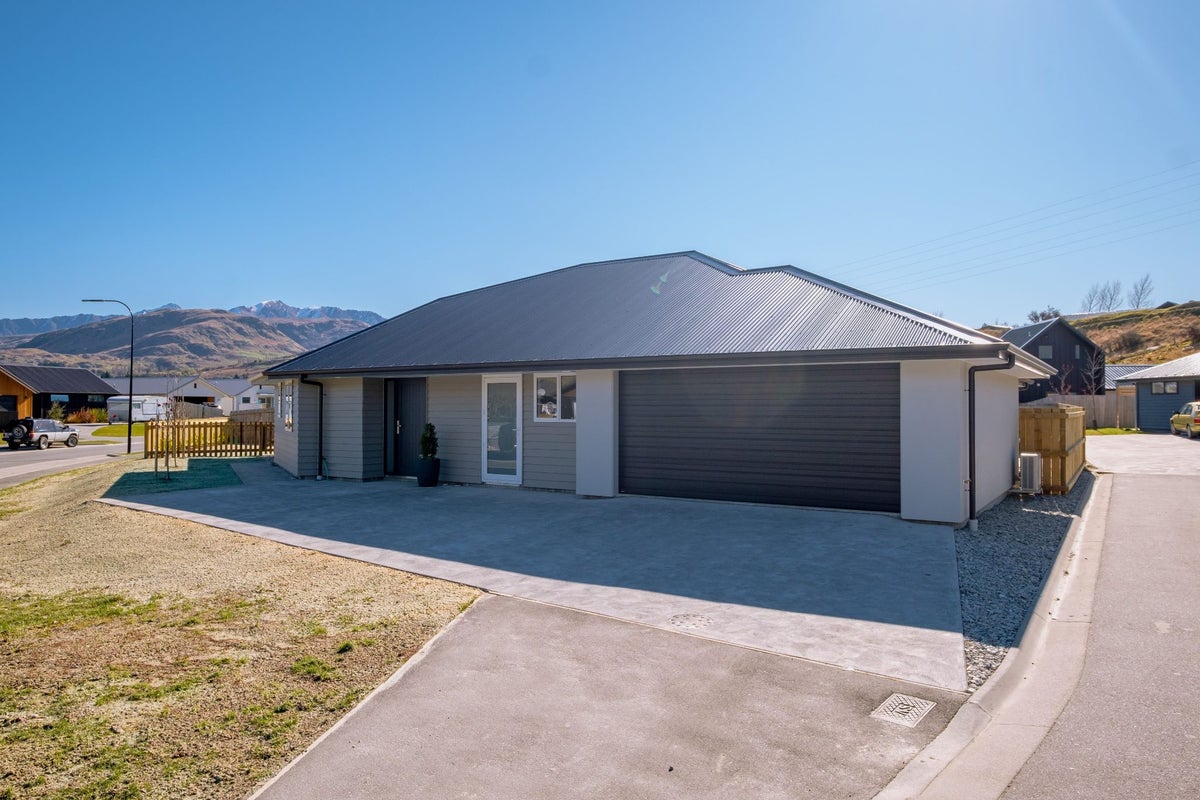 17 Toni's TCE, LOWER SHOTOVER, QUEENSTOWN - Carousel 2