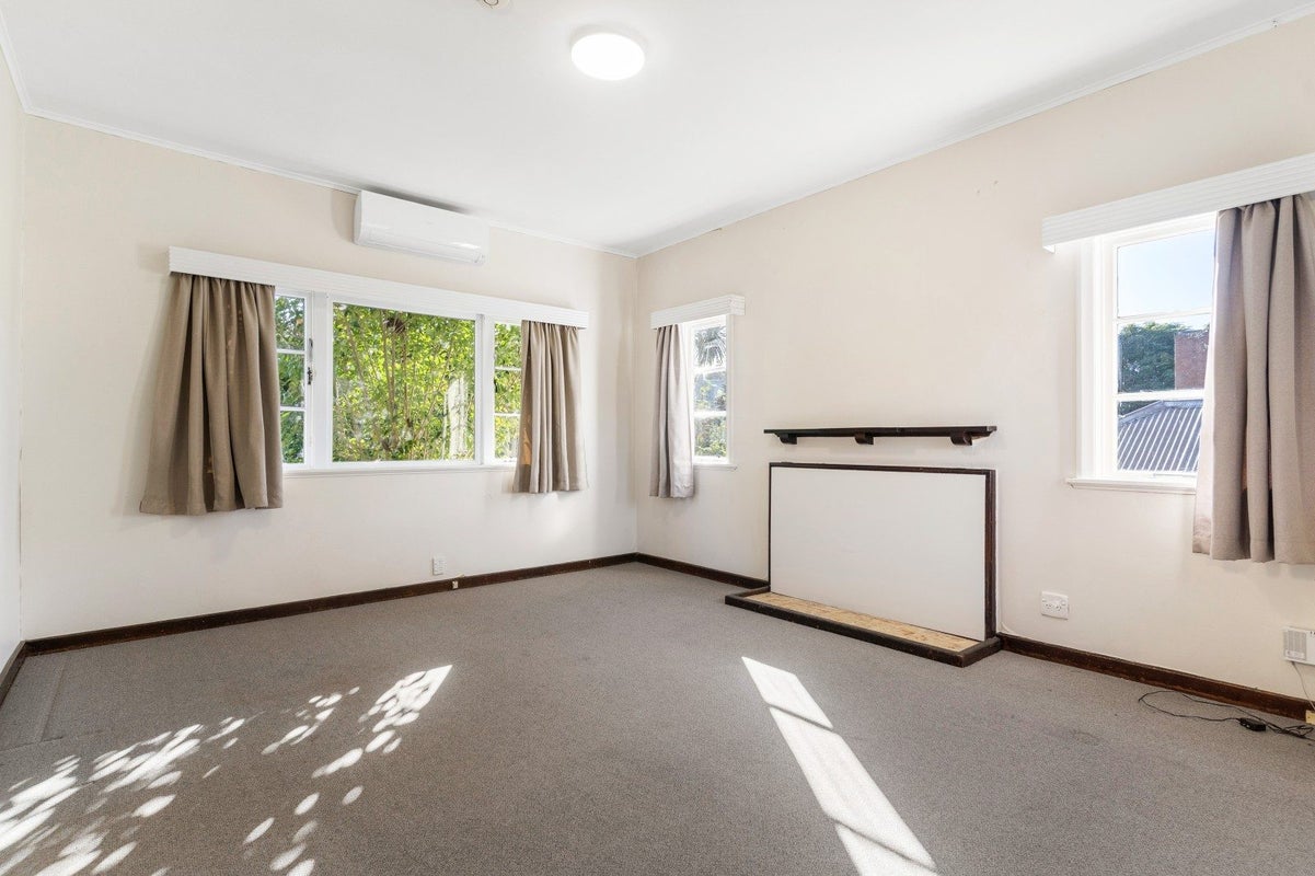37 Paora Street, Orakei, Auckland - Carousel 2