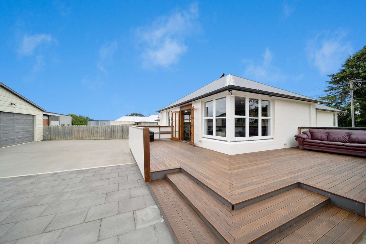 30 Arundel Street, Oamaru North, Oamaru - Carousel 1
