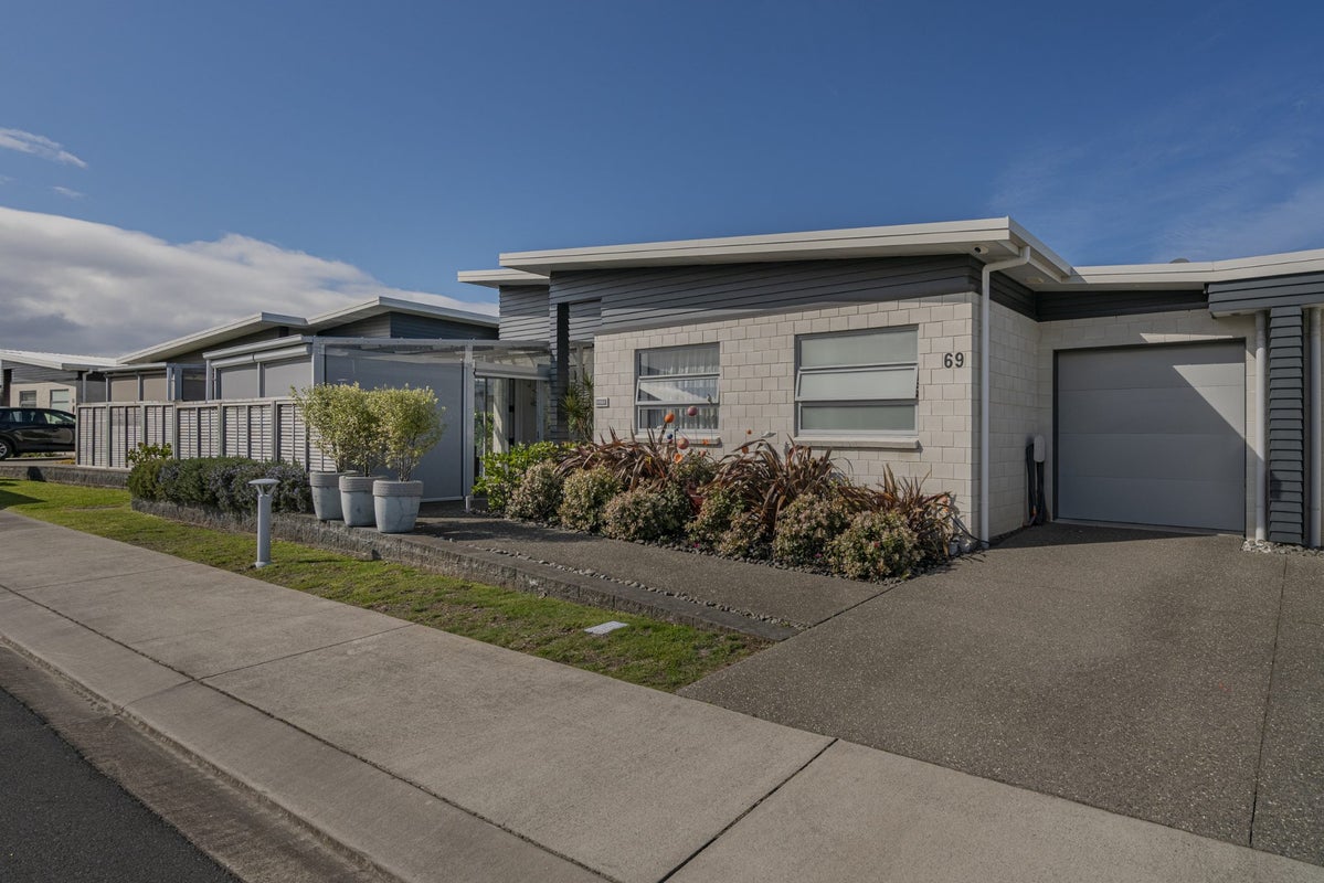 69 Dorsal Close, Whitianga, Whitianga - Carousel 1