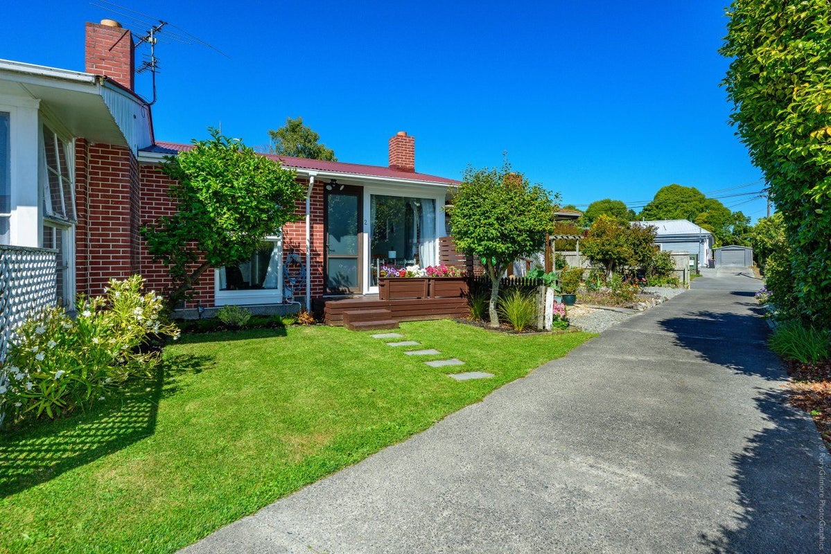 2/118 Geraldine Street, Edgeware, Christchurch - Carousel 1