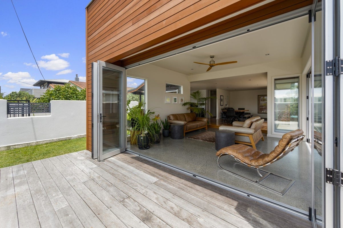 108 Charles Street, Westshore, Napier - Carousel 2