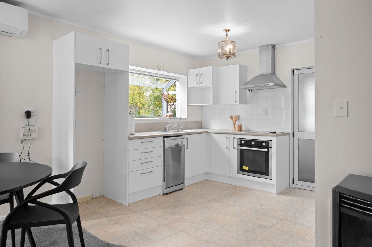 17 Olwyn Green, Dinsdale, Hamilton - Carousel 2