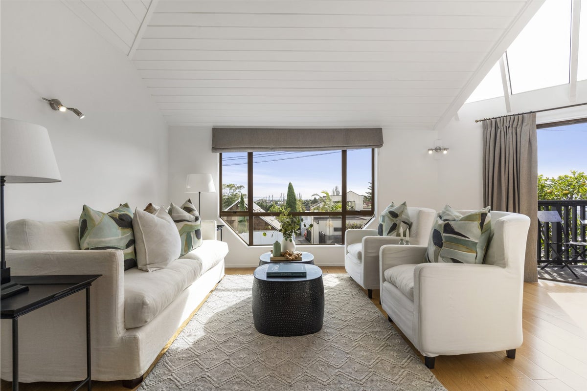 2/36 Tarawera Terrace, St Heliers, Auckland - Carousel 1