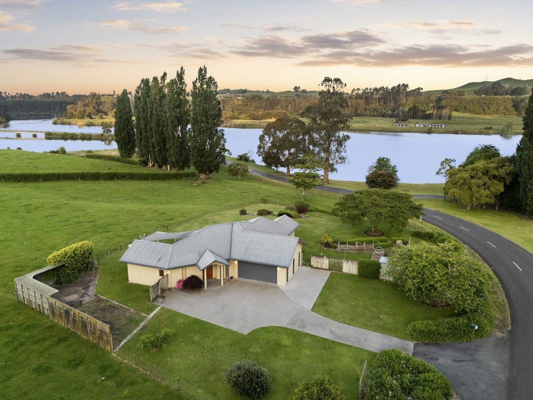 2307 Maungatautari Road, Maungatautari, Cambridge - Carousel 1