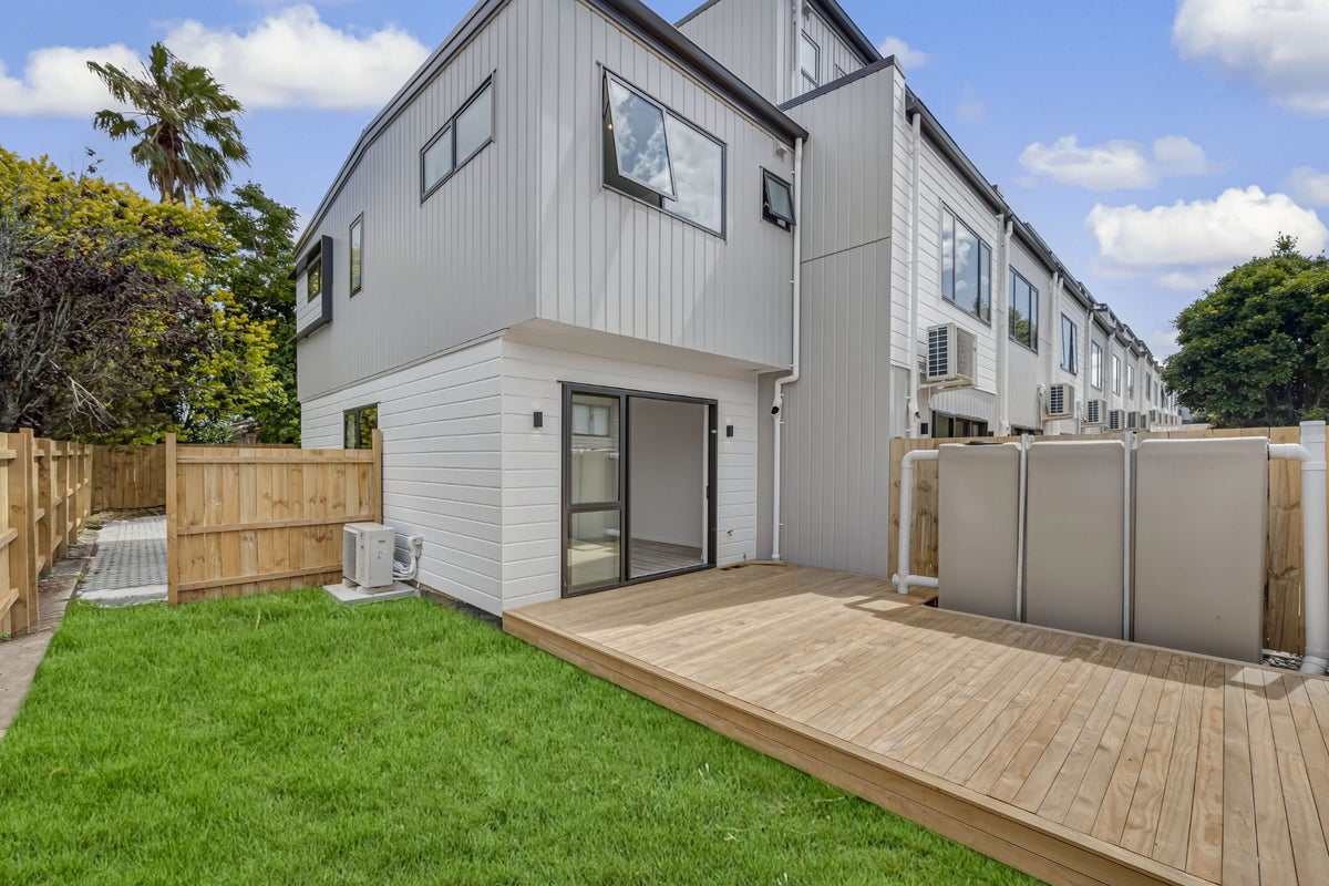 14/345 Pakuranga Road, Pakuranga Heights, Auckland - Carousel 1
