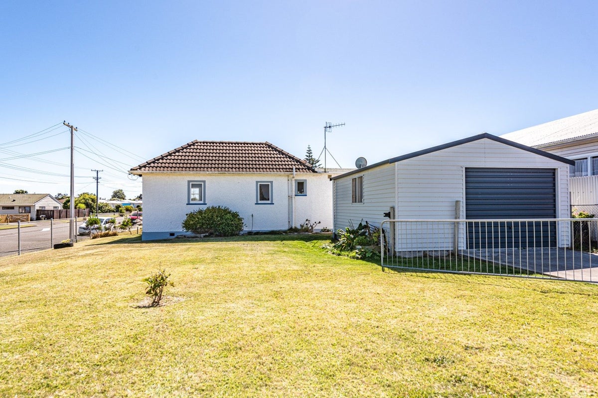 40C Cornfoot Street, Castlecliff, Whanganui - Carousel 2