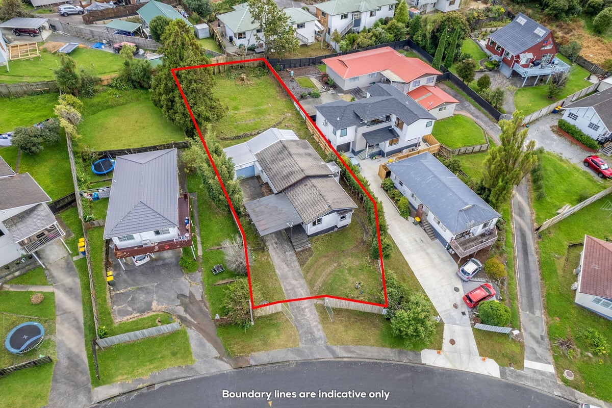 36 Glenbervie Crescent, Massey, Auckland - Carousel 1