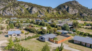 1169B Aubrey Road, Albert Town, Wanaka - Carousel 1
