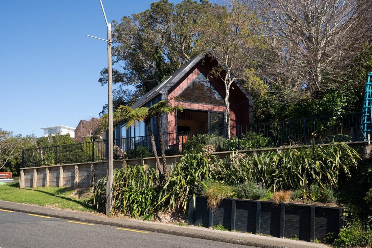 434 Devon Street West, Lynmouth, New Plymouth - Carousel 10