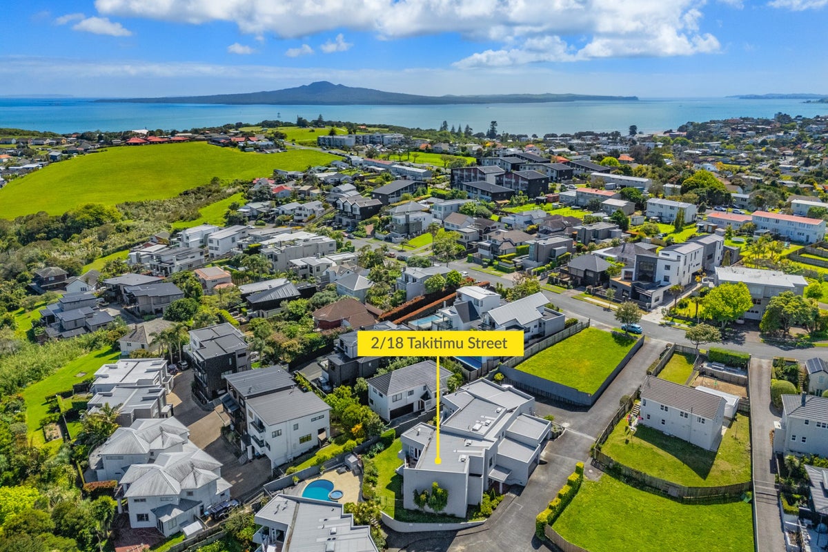 2/18 Takitimu Street, Orakei, Auckland City, Auckland - Carousel 1