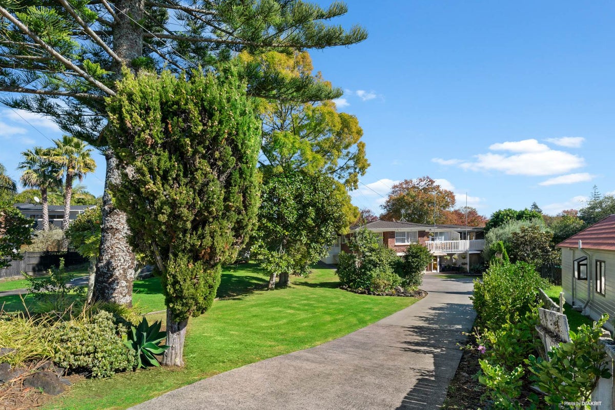 1 Kelly Place, Cockle Bay, Auckland - Carousel 2