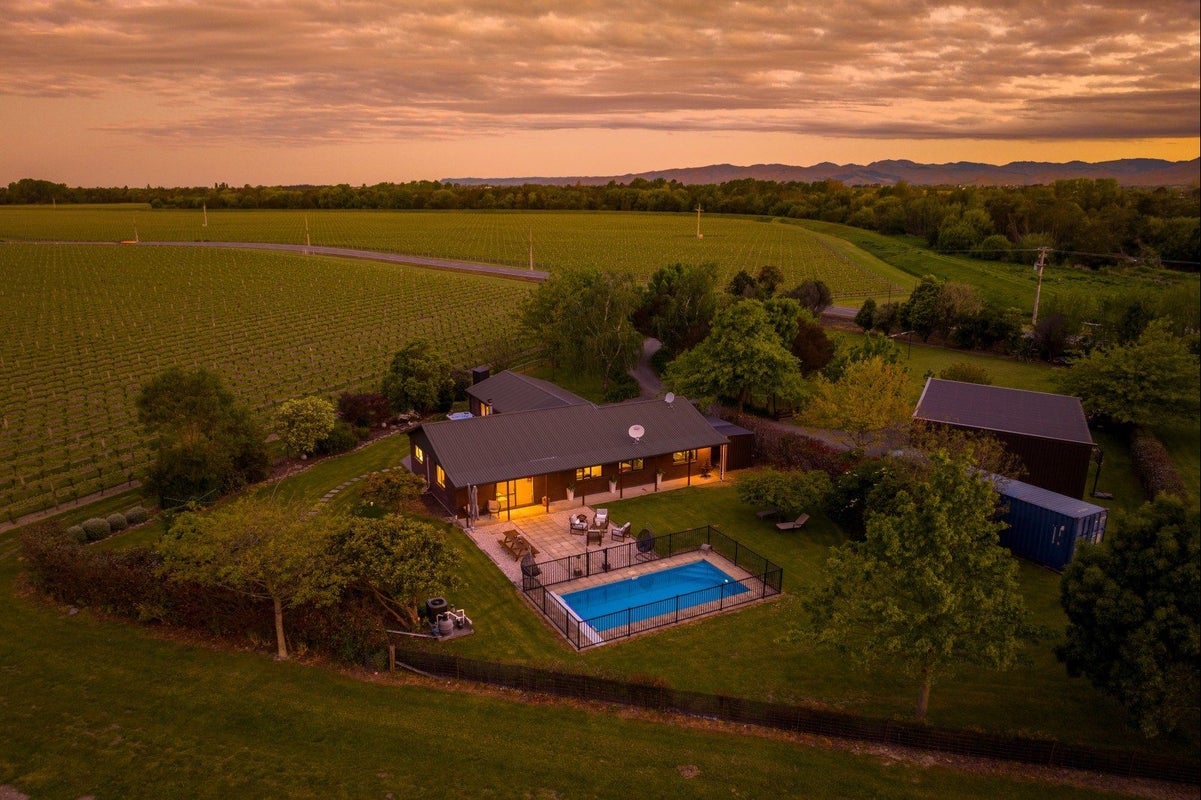 1328 Kaituna-Tuamarina, KAITUNA, BLENHEIM - Carousel 1