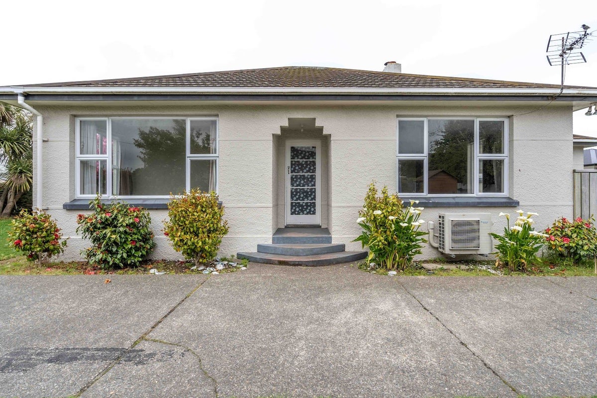 200 Margaret Street, Glengarry, Invercargill - Carousel 1