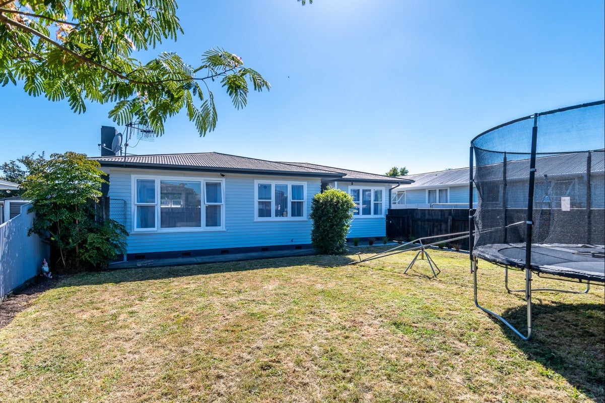 26 Hitchings Avenue, Onekawa, Napier - Carousel 1