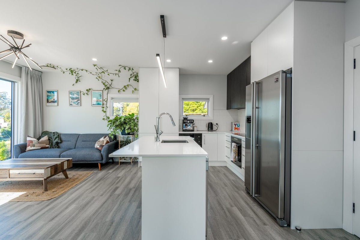 274 Riverlaw Terrace, Saint Martins, Christchurch - Carousel 2