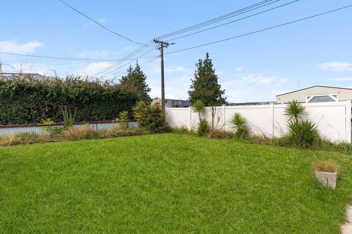 64 Higgins Road, Frankton, Hamilton - Carousel 2