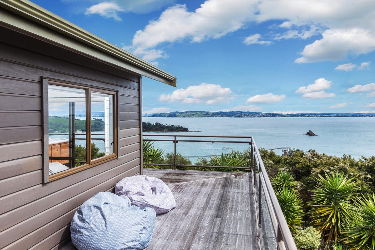 26 Upland Road, Omiha, Waiheke Island - Carousel 1