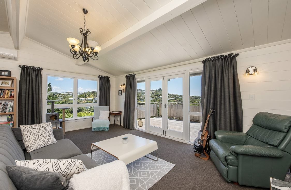 15 Dunmail Way, Newlands, Wellington - Carousel 2