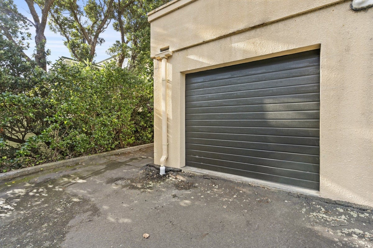 568G Adelaide Road, Berhampore, Wellington - Carousel 14