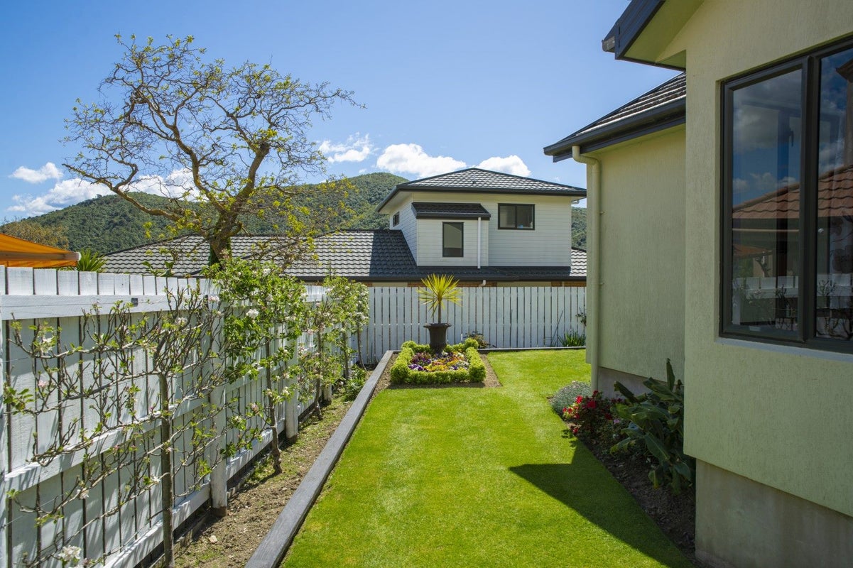71A Moana View Road, Waikawa, Picton - Carousel 2