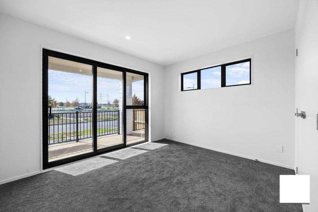 7 Awhi Way, Karaka, Papakura - Carousel 2