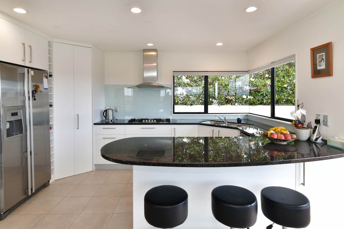21 Shuttleworth Place, Manly, Whangaparaoa - Carousel 2