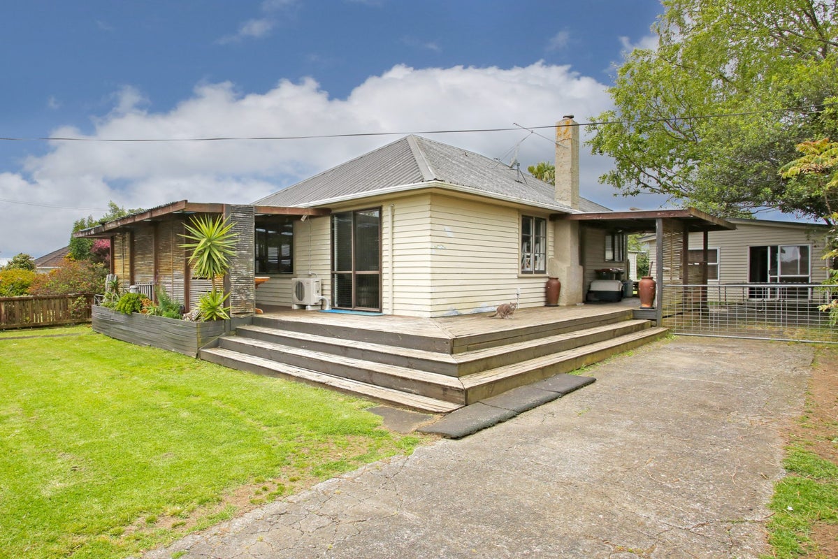 7 Edinburgh Street, Tuakau, Tuakau - Carousel 1