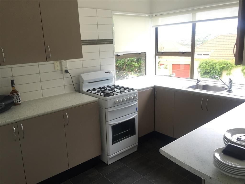 15 Gaya Grove, Ngaio, Wellington - Carousel 2