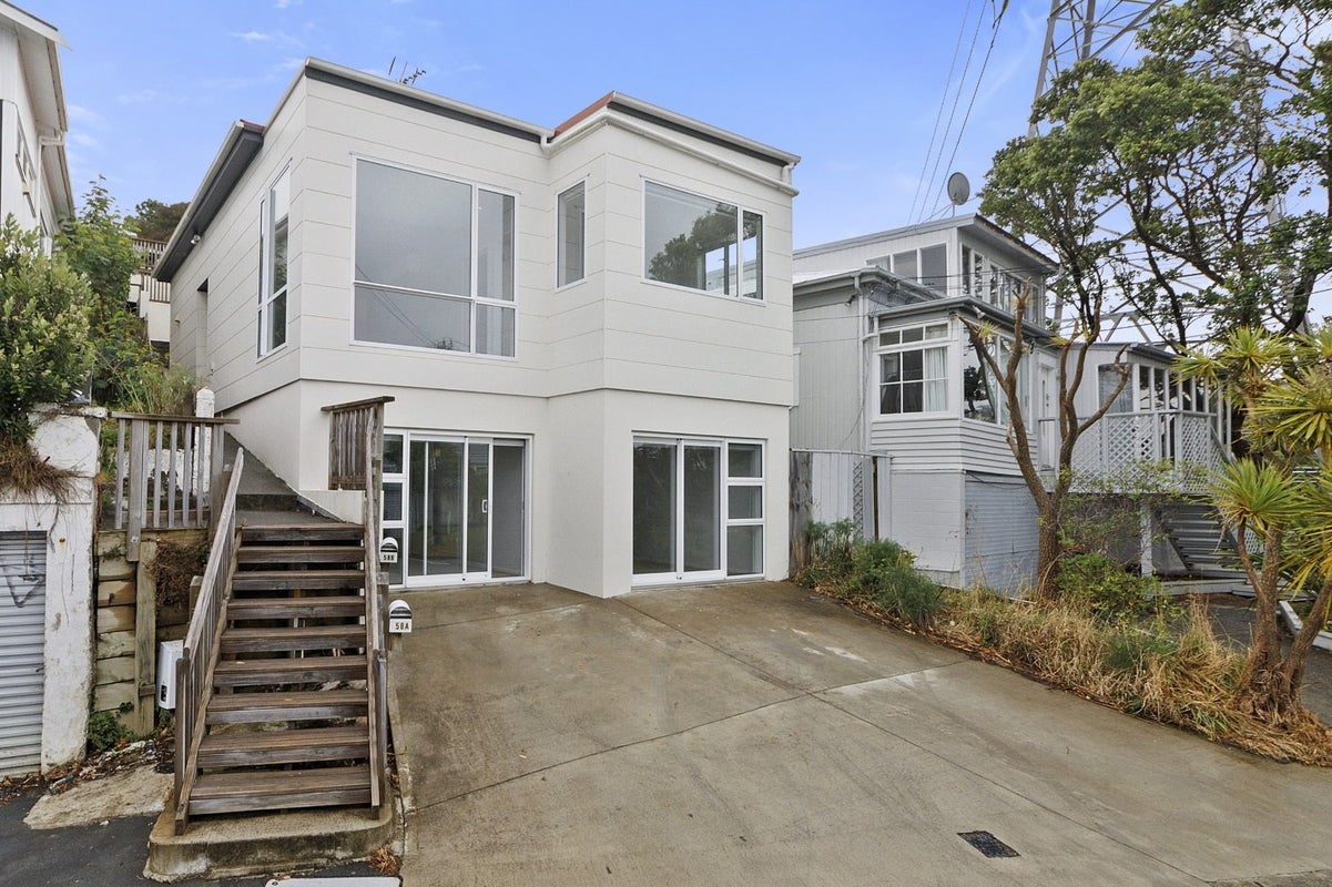 58 Mortimer Terrace, Brooklyn, Wellington - Carousel 1